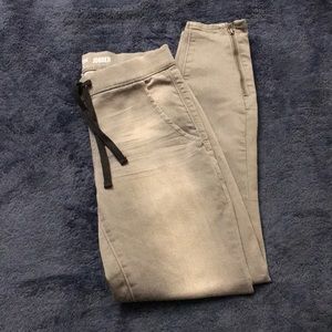 DENIZEN from LEVI’S charcoal gray size 1